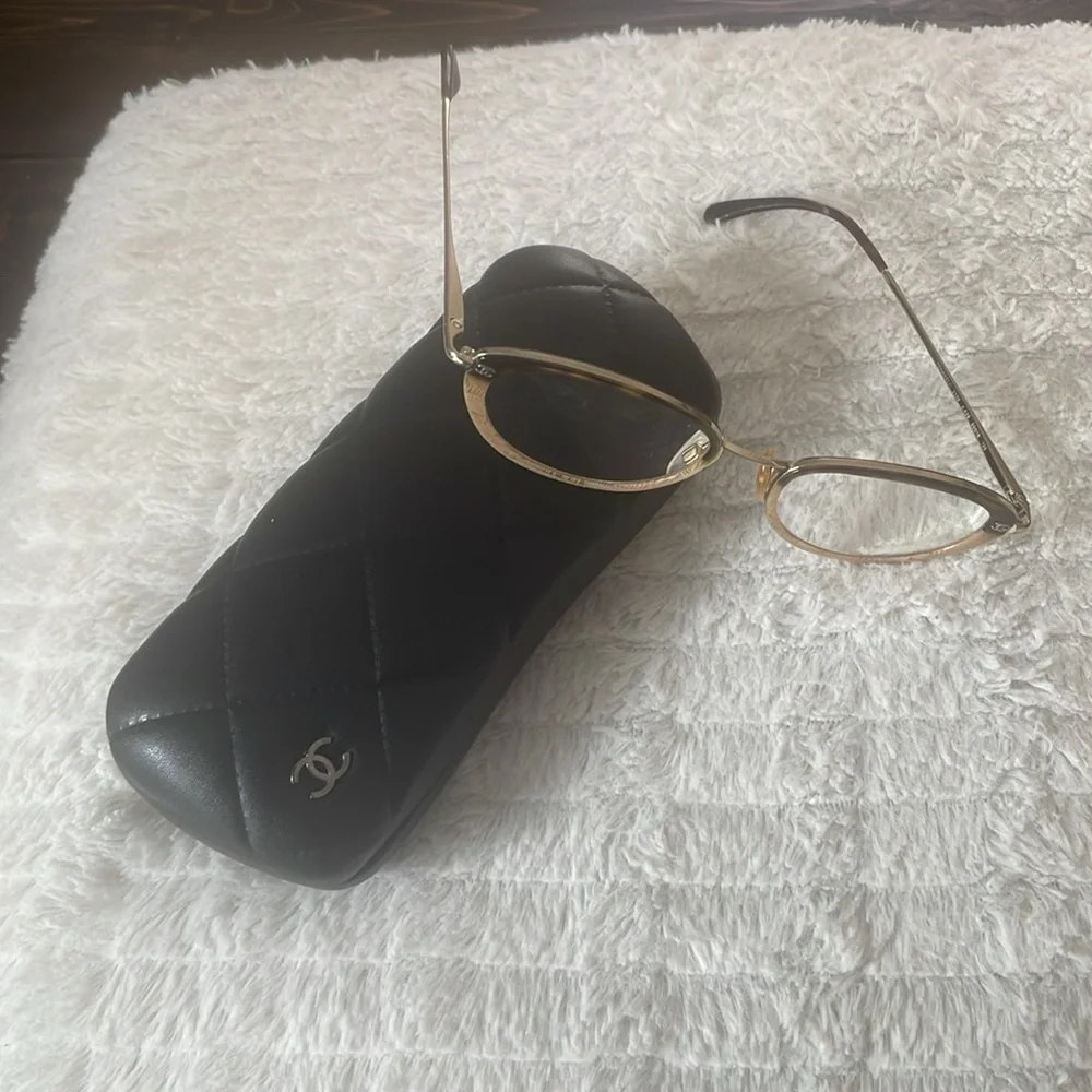 Chanel Cream Semi Half Tortoise Rim Vintage Goldtone Metal Sided Glasses